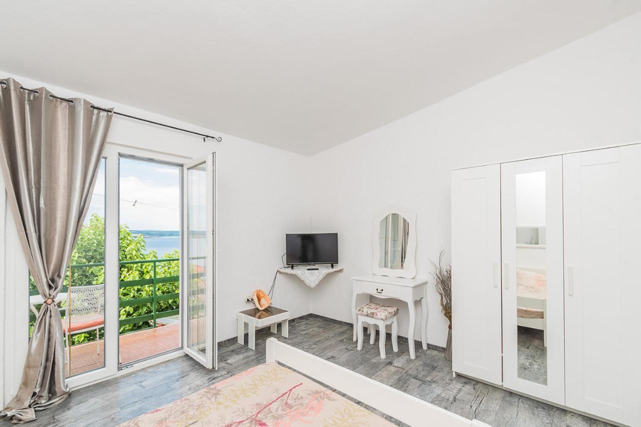 Apartments Borik Crikvenica Bagian luar foto